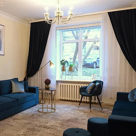 Deluxe Gostauto Center Apartment *